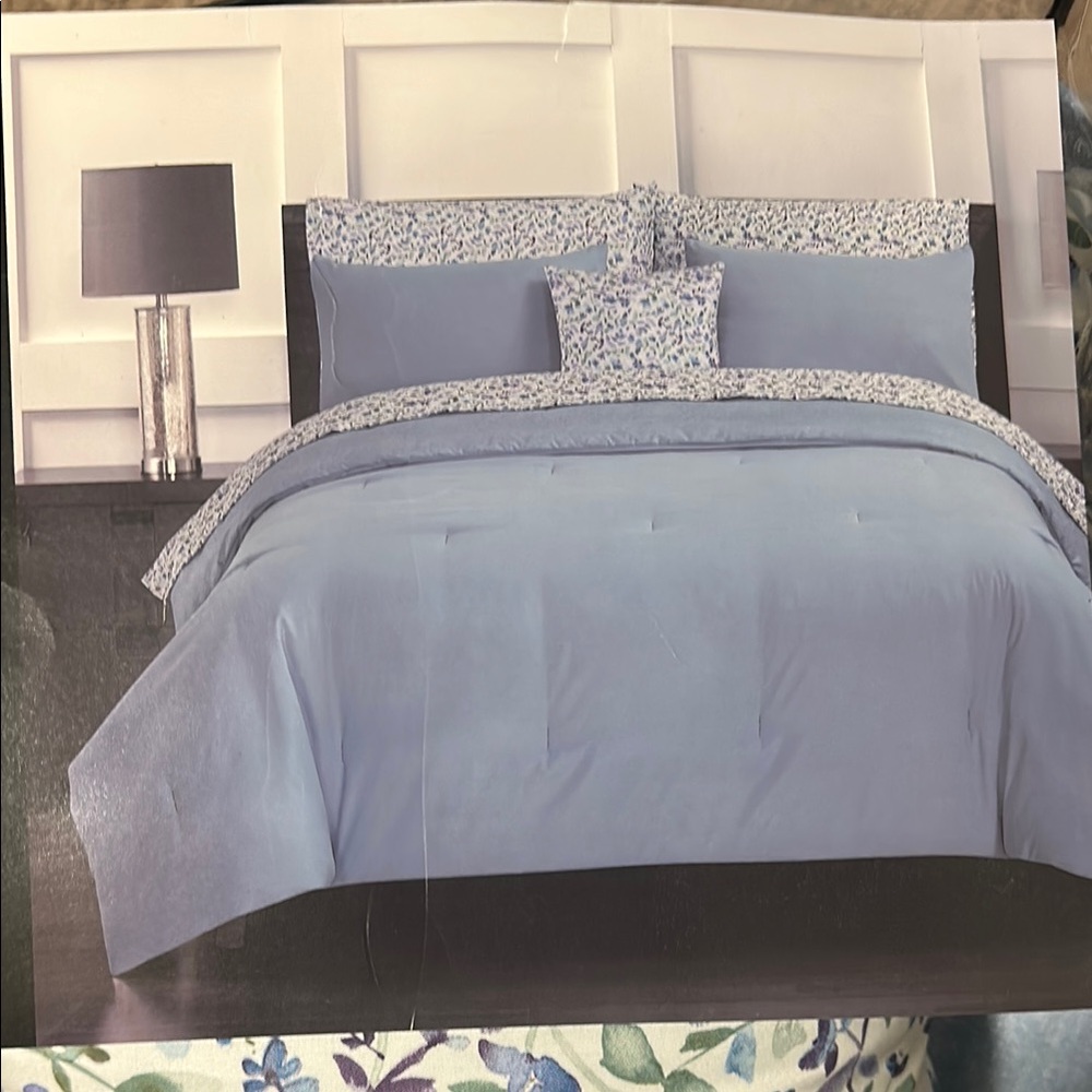 Nine West Home Blue 8-Piece Queen Bedding Set